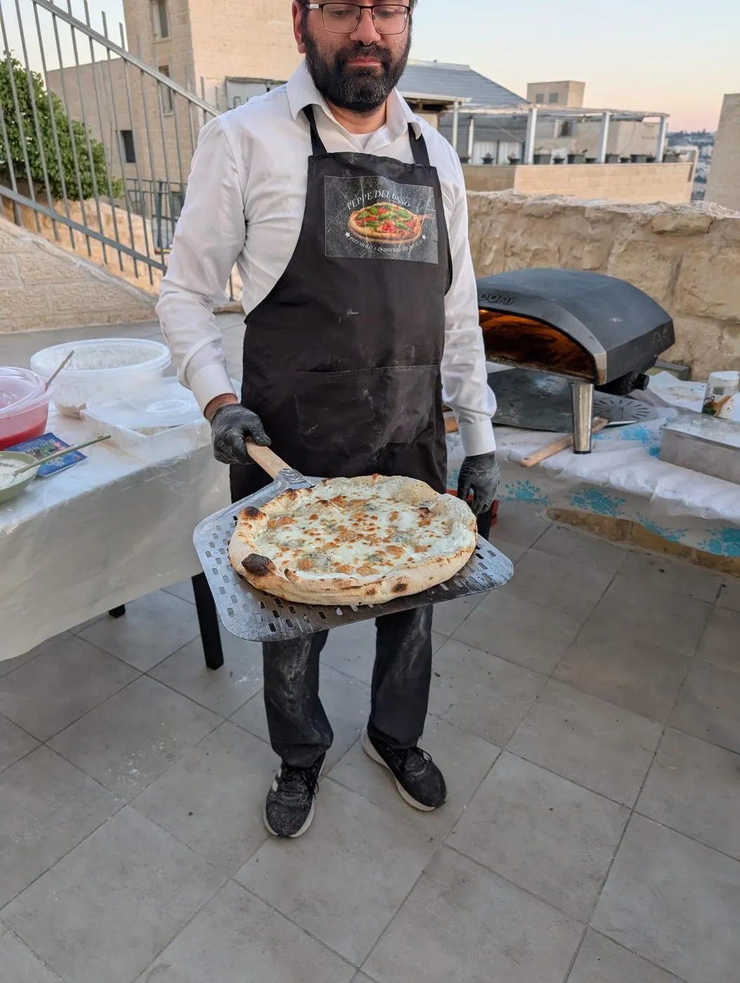 השף ופיצה לבנה